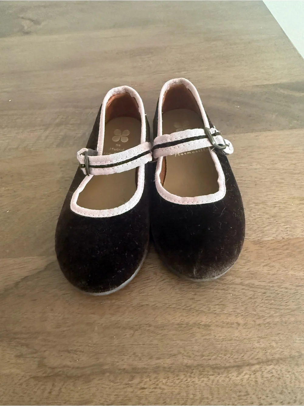 HERMOSILLA León velvet ballerinas in chocolate and pink size 26
